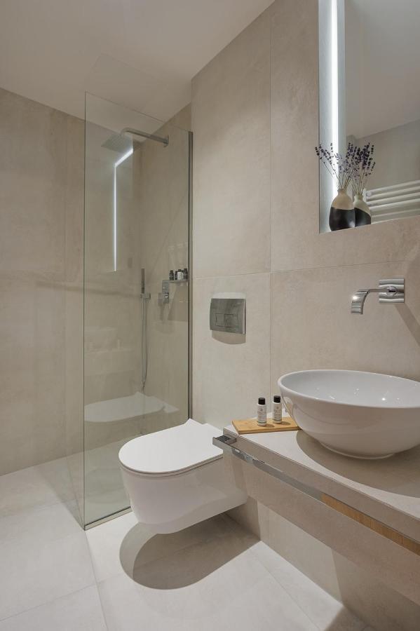 Petrou Suites Ioannina Exterior photo